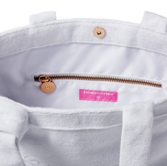 Stoney Clover Terrycloth Embossed Beach Tote White - Picture 4 of 11